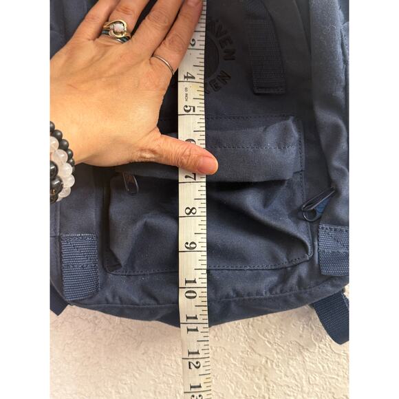 Fjallraven Re-Kånken Mini In Navy Blue/ Slate - Picture 10 of 12